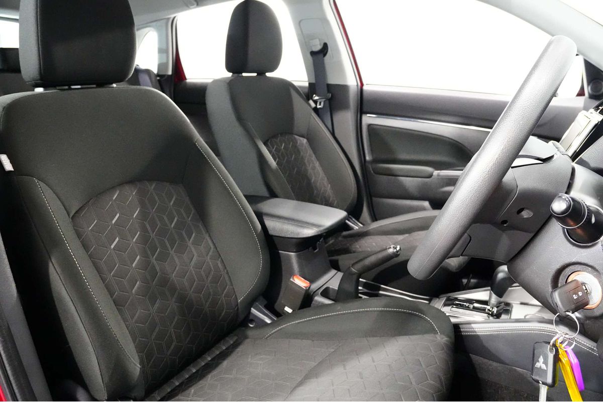 2023 Mitsubishi ASX ES XD
