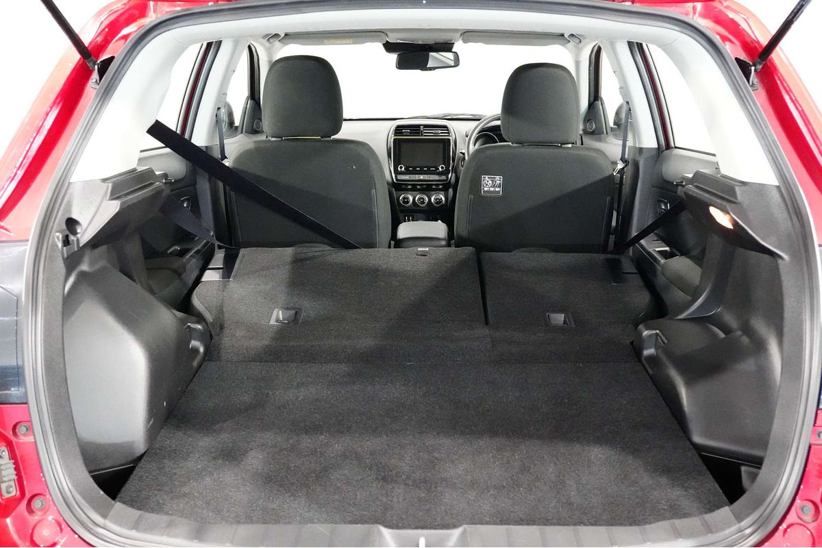 2023 Mitsubishi ASX ES XD