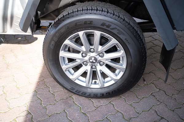 2020 Mitsubishi Triton GLX+ MR 4X4 thumb-13