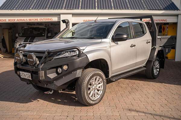 2020 Mitsubishi Triton GLX+ MR 4X4 thumb-16