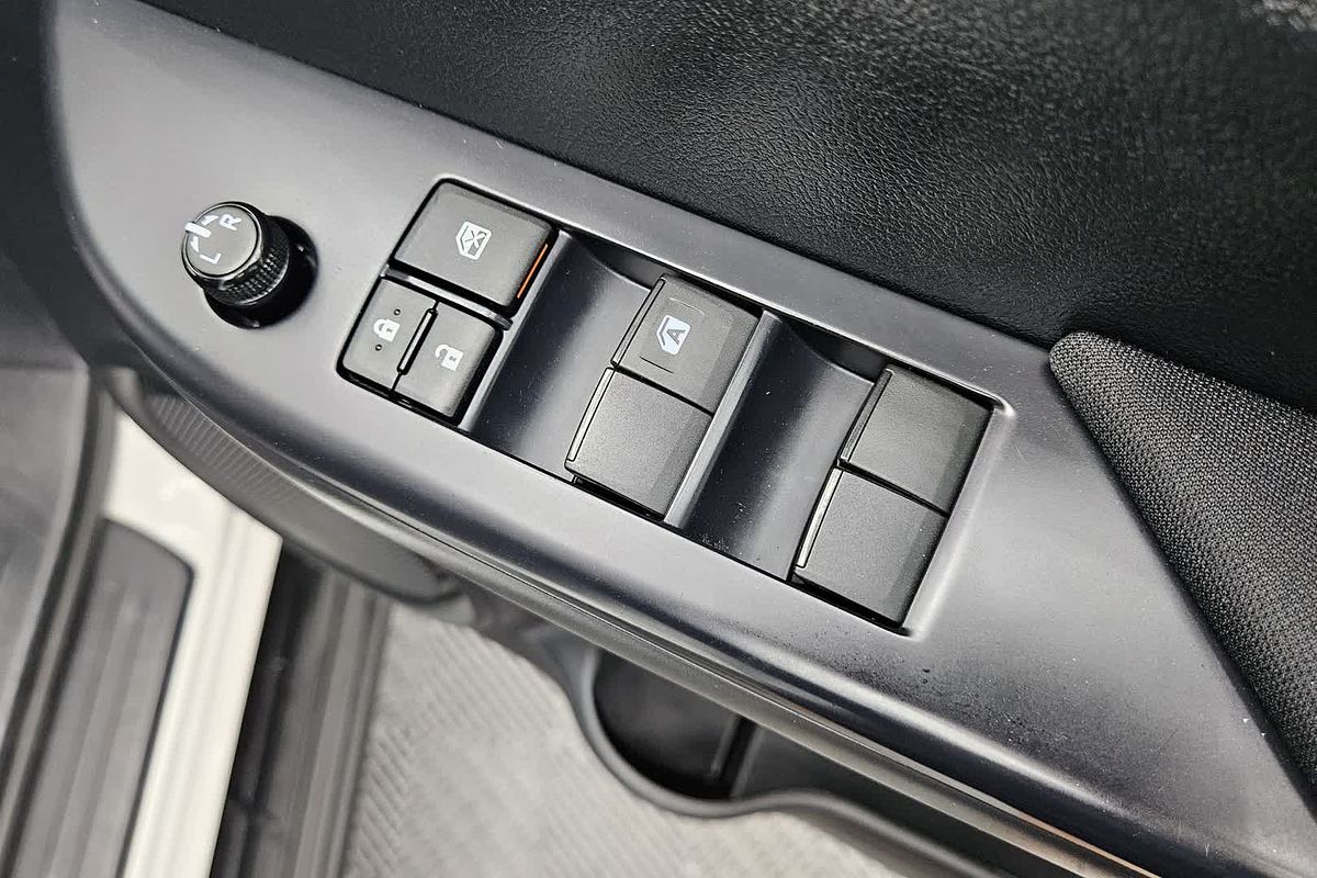 2022 Toyota Hilux SR GUN126R 4X4