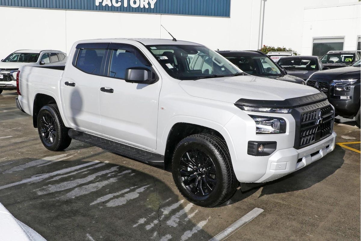 2025 Mitsubishi Triton GLX-R MV 4X4