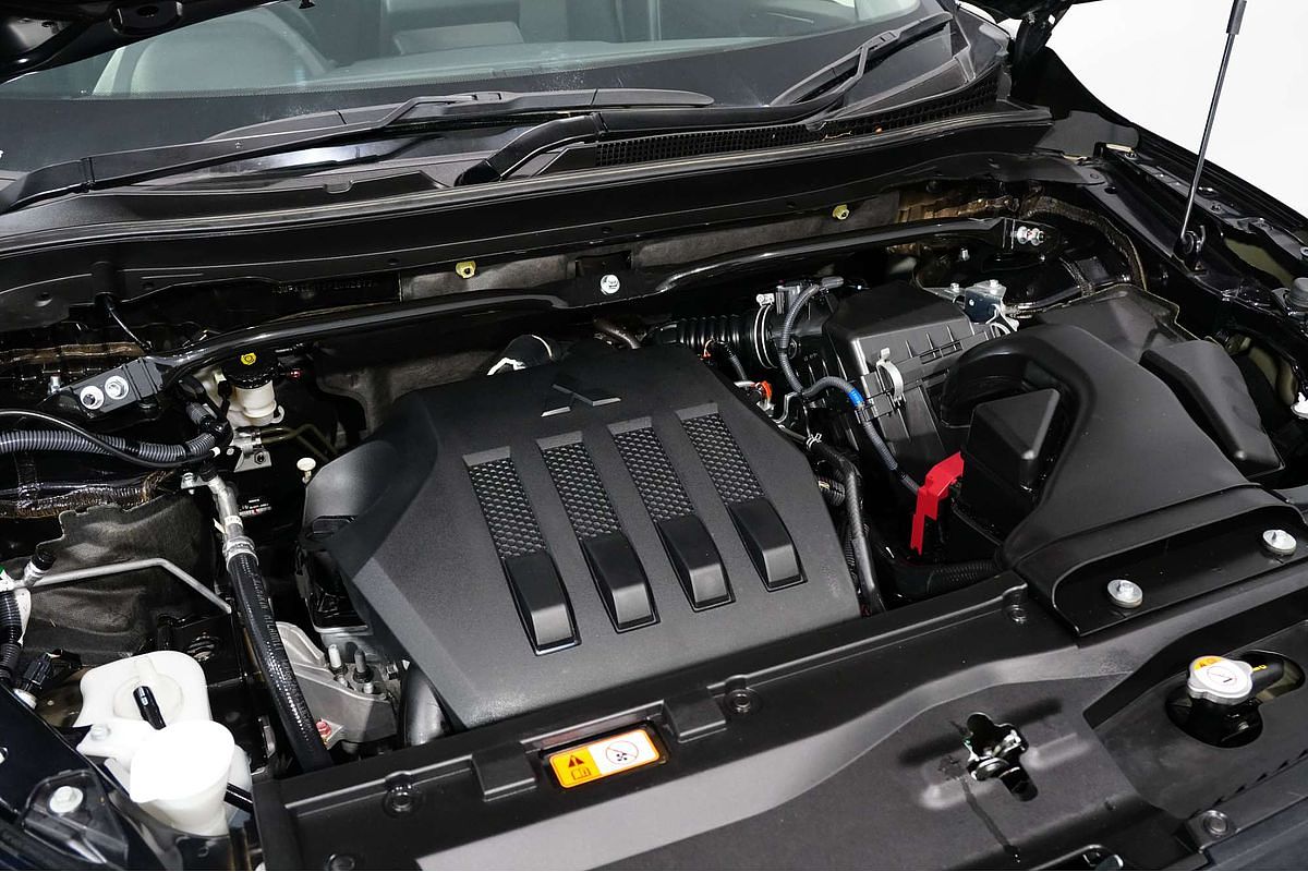 2023 Mitsubishi Eclipse Cross LS YB