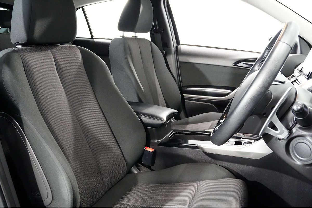 2023 Mitsubishi Eclipse Cross LS YB
