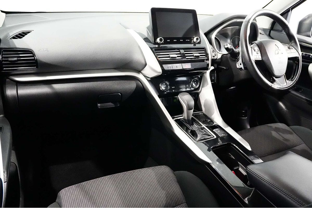 2023 Mitsubishi Eclipse Cross LS YB