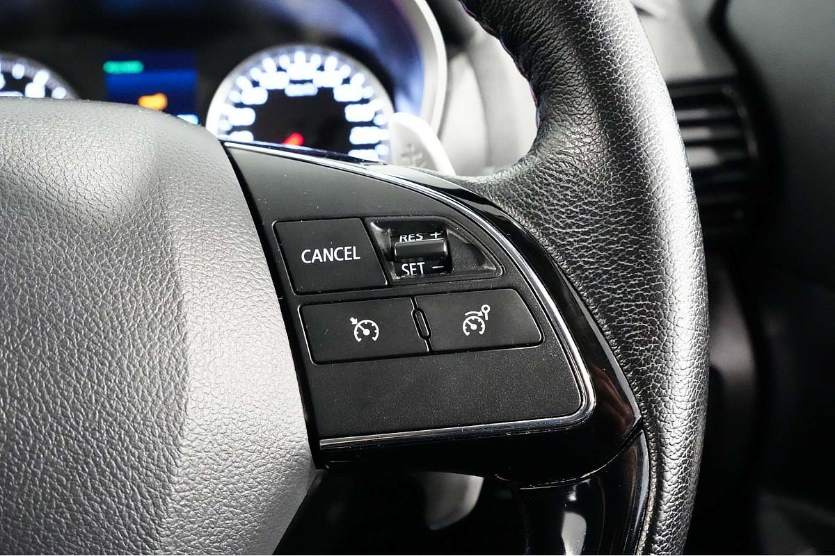 2023 Mitsubishi Eclipse Cross LS YB