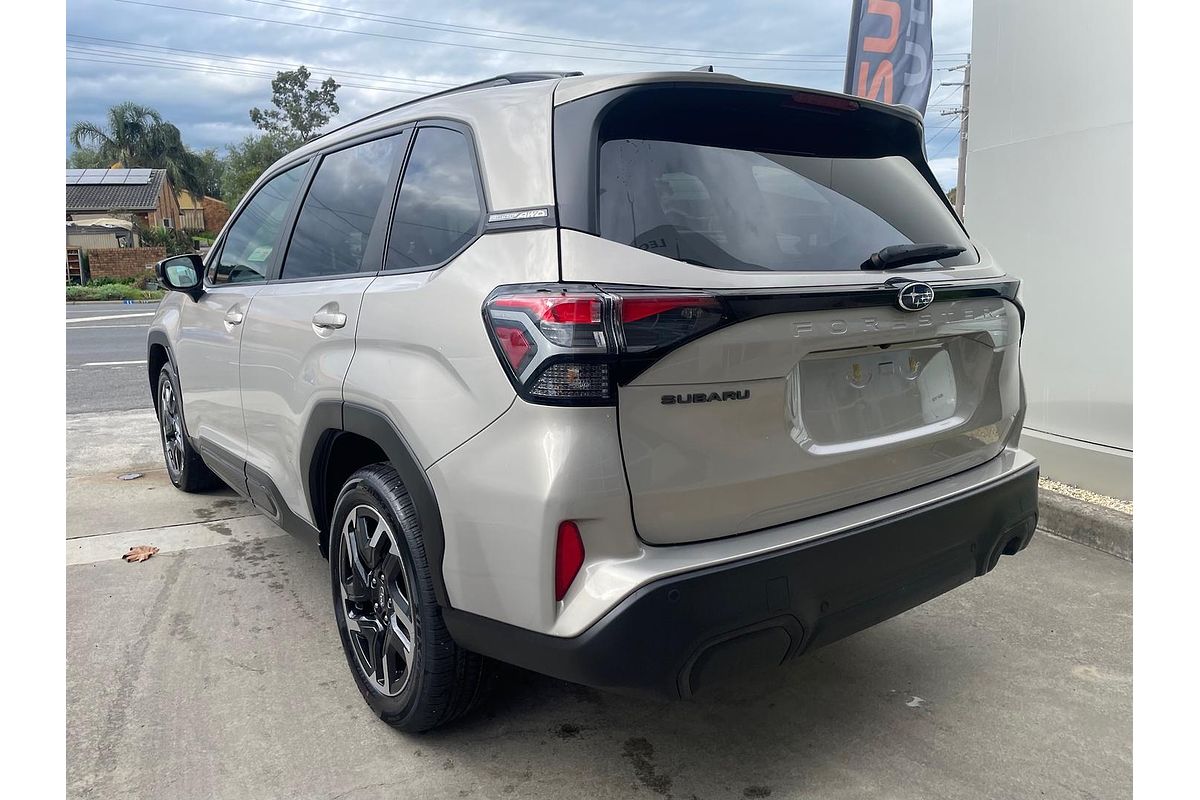 2025 Subaru Forester Touring S6