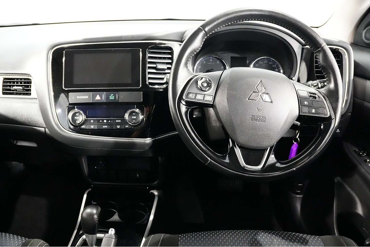 2018 Mitsubishi Outlander ES ADAS ZL
