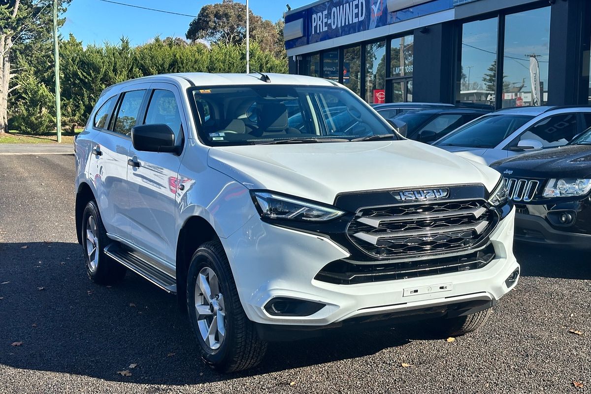 2023 Isuzu MU-X LS-M