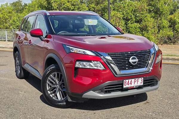 2025 Nissan X-TRAIL ST T33