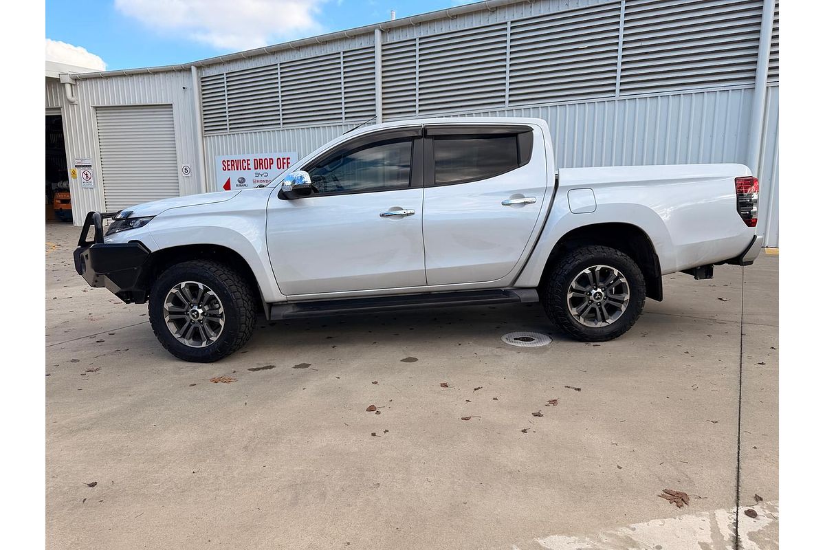 2022 Mitsubishi Triton GLS MR 4X4