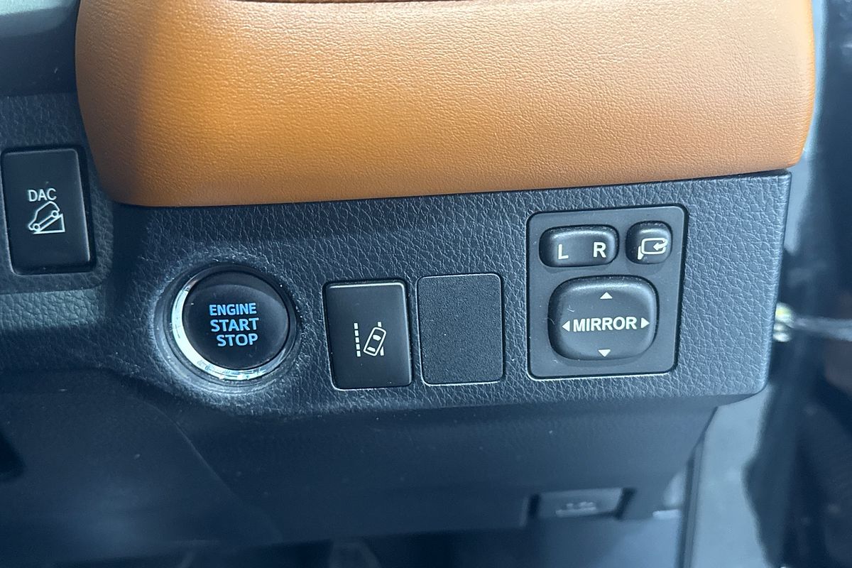 2017 Toyota RAV4 CRUISER (4x4) ASA44R MY18