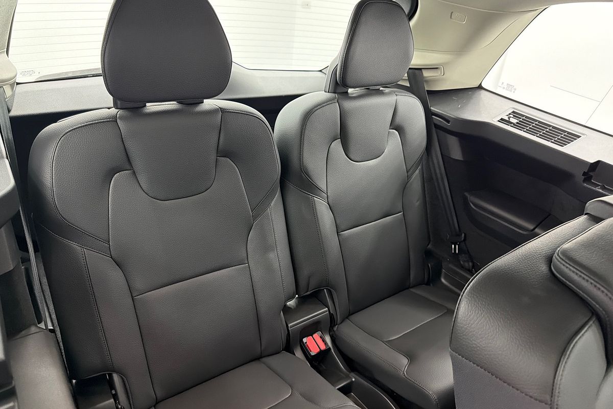2023 Volvo XC90 Ultimate B6 Bright