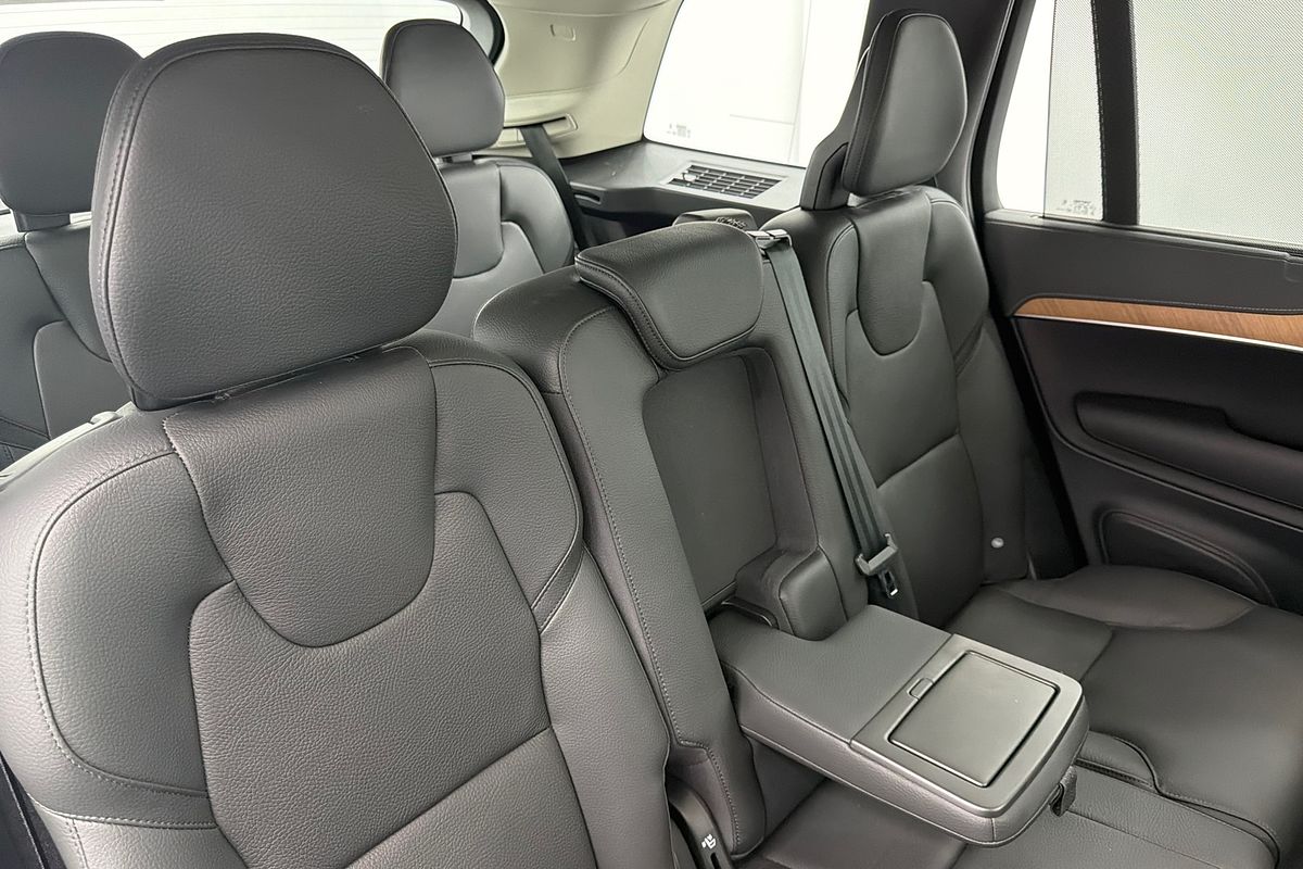2023 Volvo XC90 Ultimate B6 Bright
