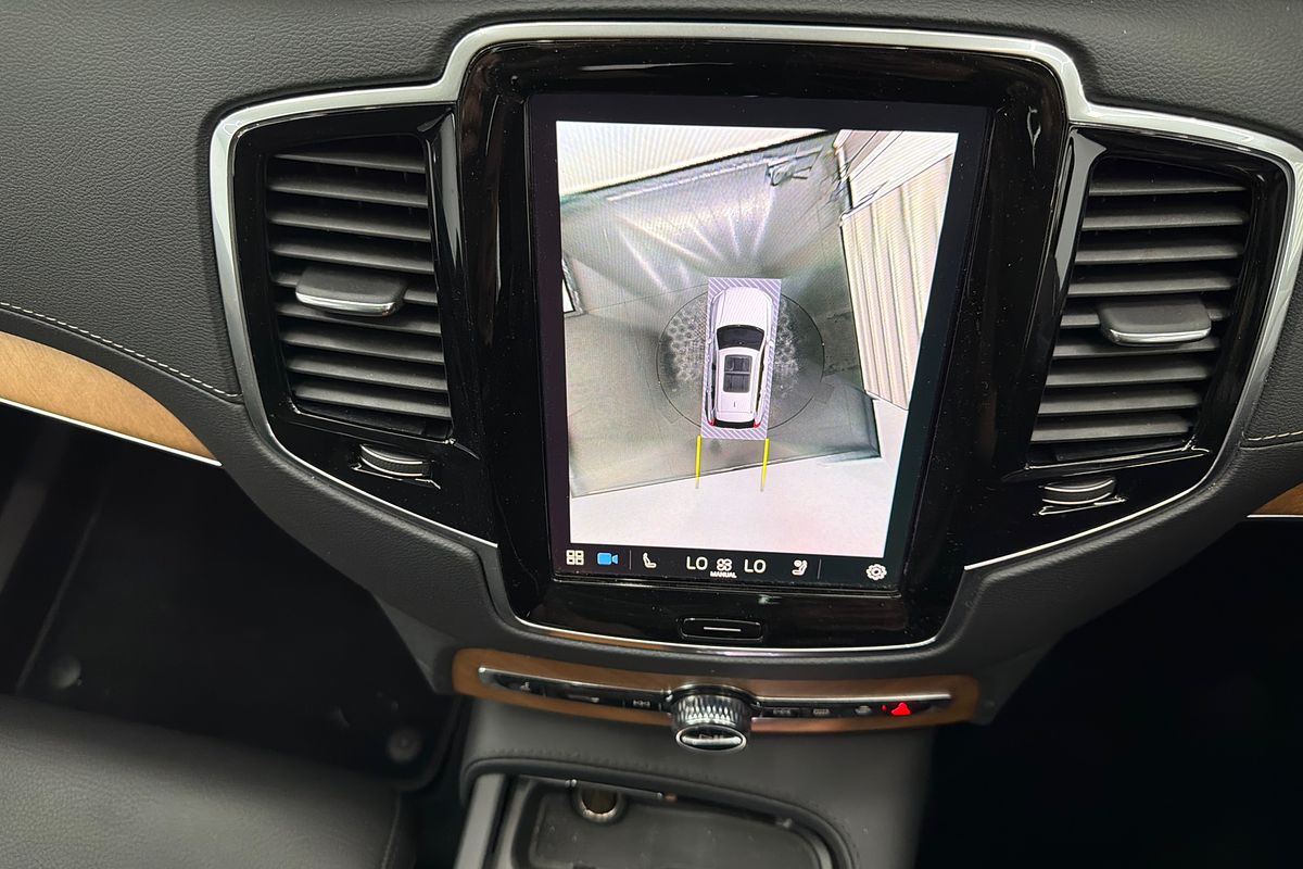 2023 Volvo XC90 Ultimate B6 Bright