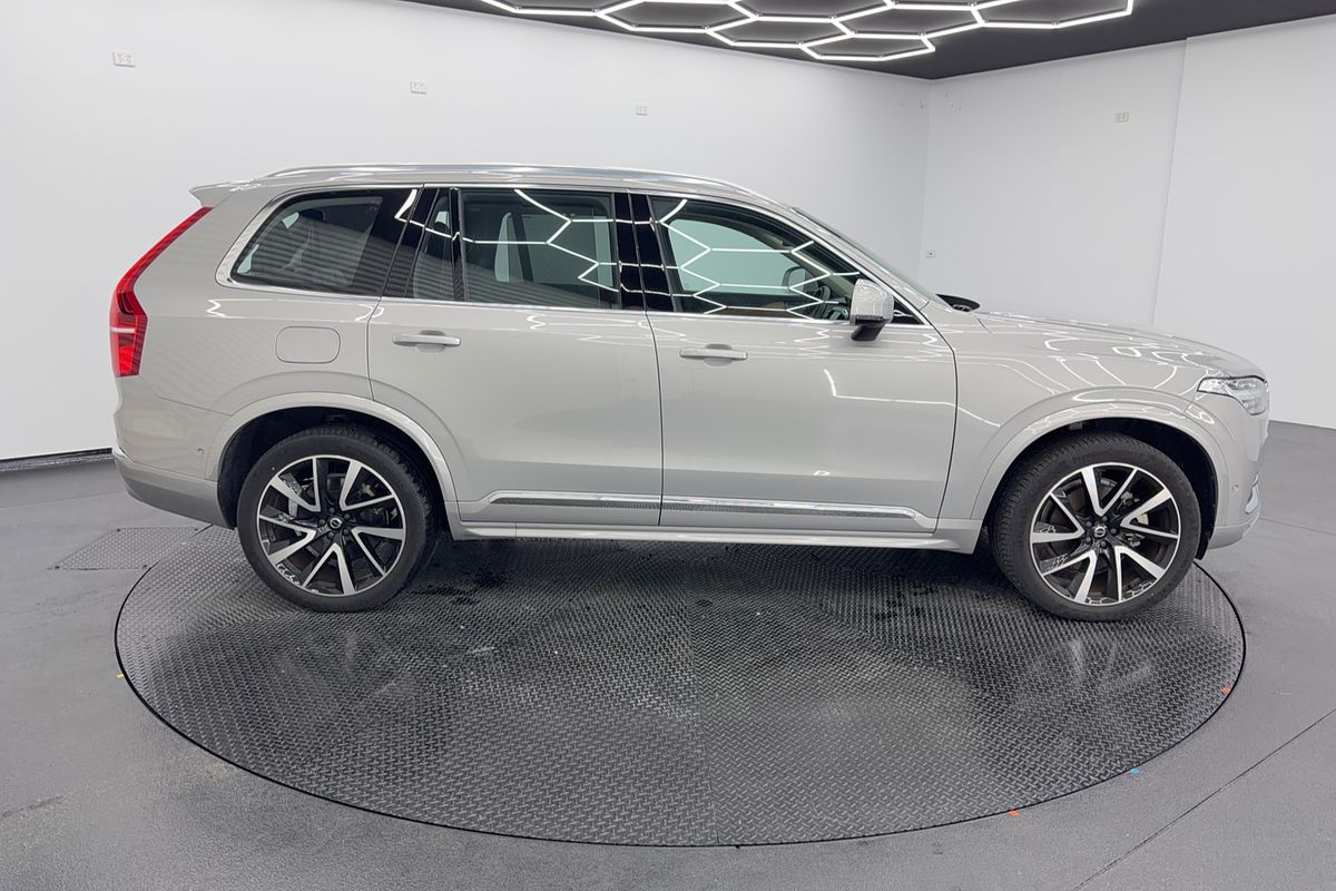 2023 Volvo XC90 Ultimate B6 Bright