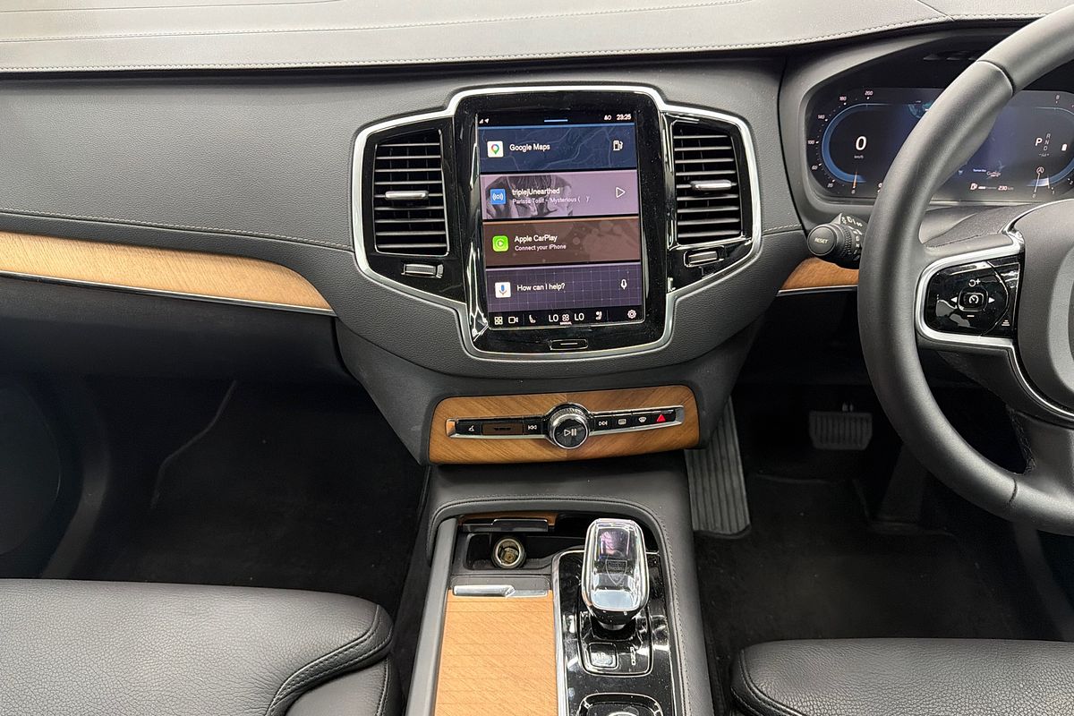 2023 Volvo XC90 Ultimate B6 Bright