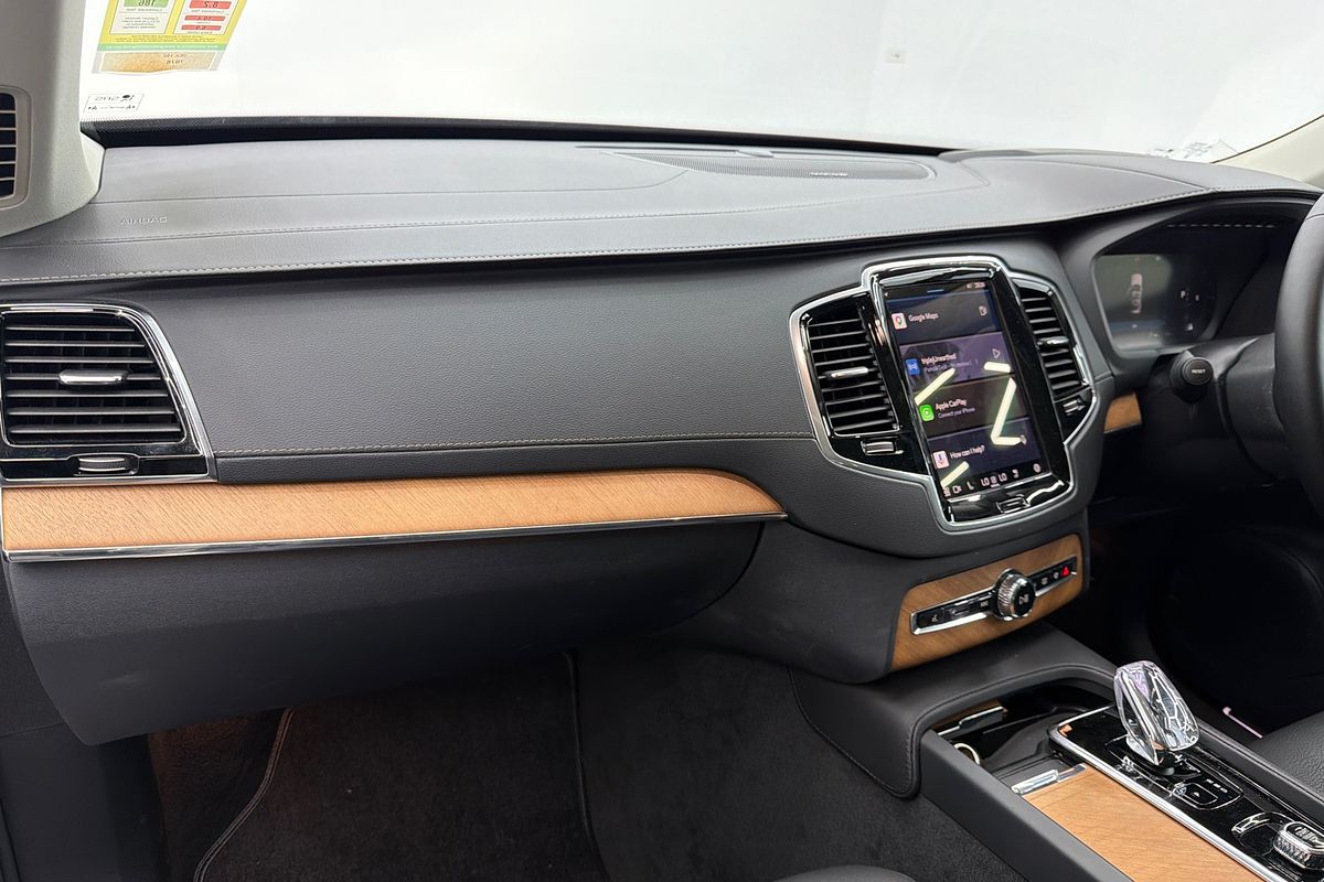 2023 Volvo XC90 Ultimate B6 Bright