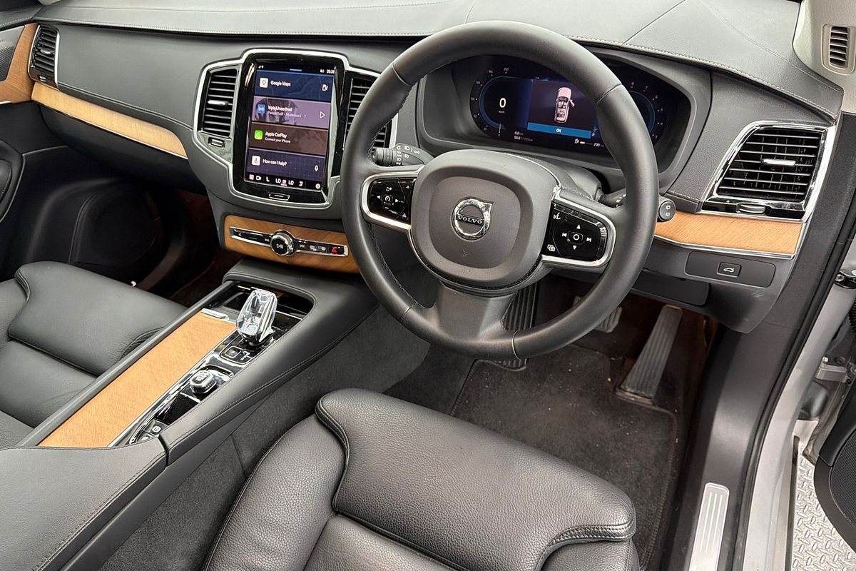 2023 Volvo XC90 Ultimate B6 Bright