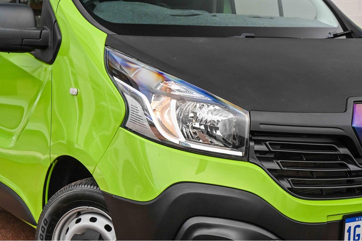 2017 Renault Trafic 66KW X82 SWB Low Roof