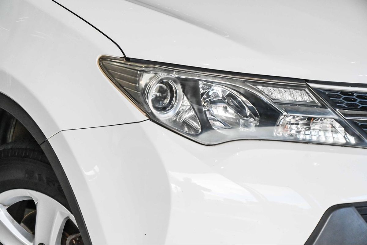 2013 Toyota RAV4 GX ASA44R