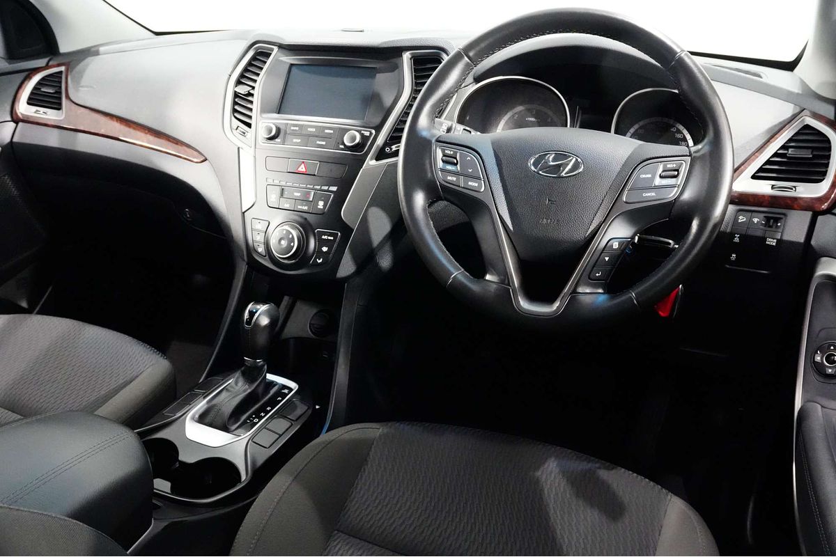 2015 Hyundai Santa Fe Active DM3 Series II