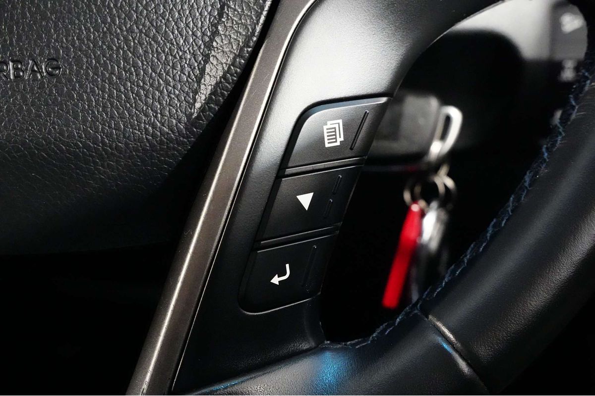 2015 Hyundai Santa Fe Active DM3 Series II