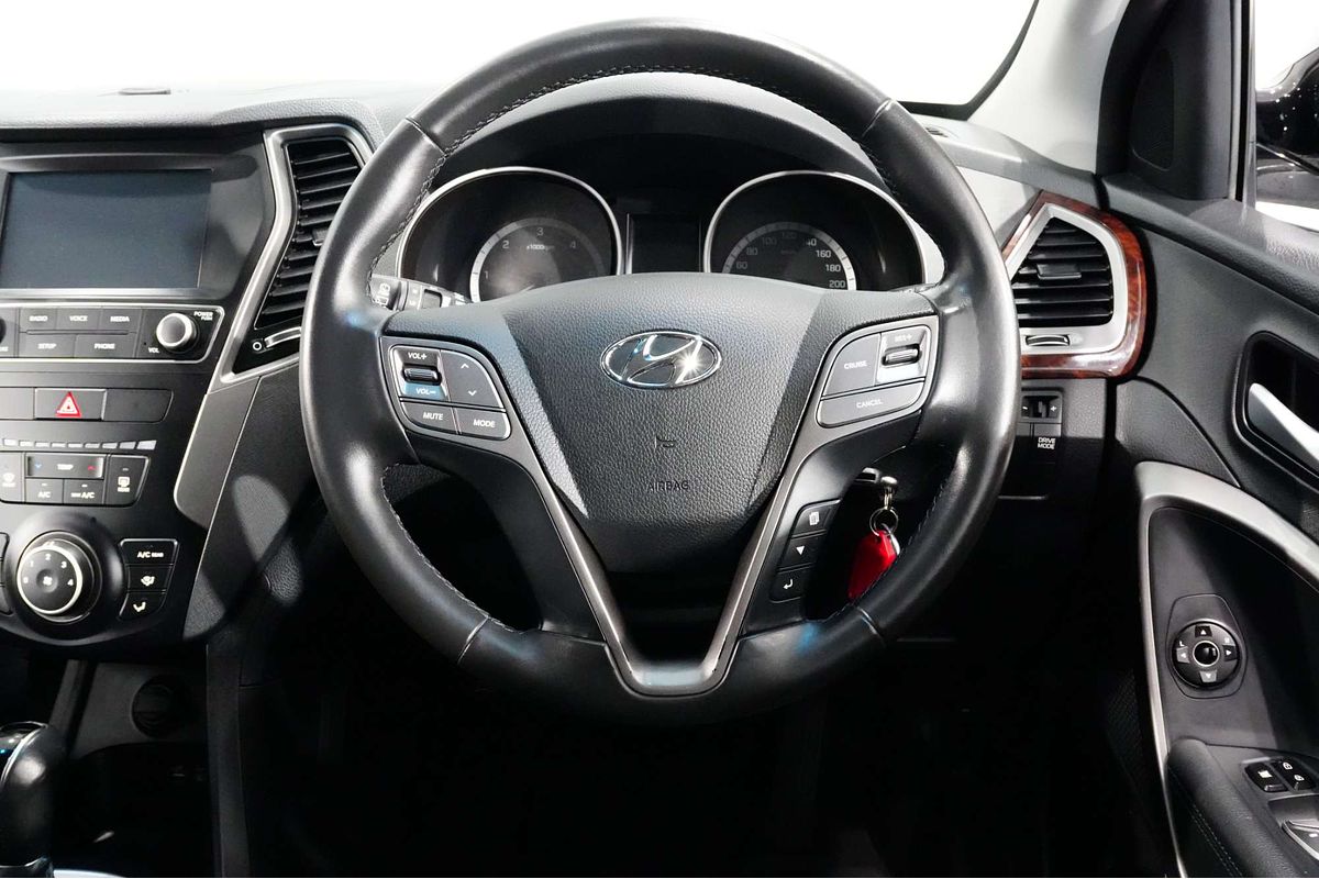 2015 Hyundai Santa Fe Active DM3 Series II