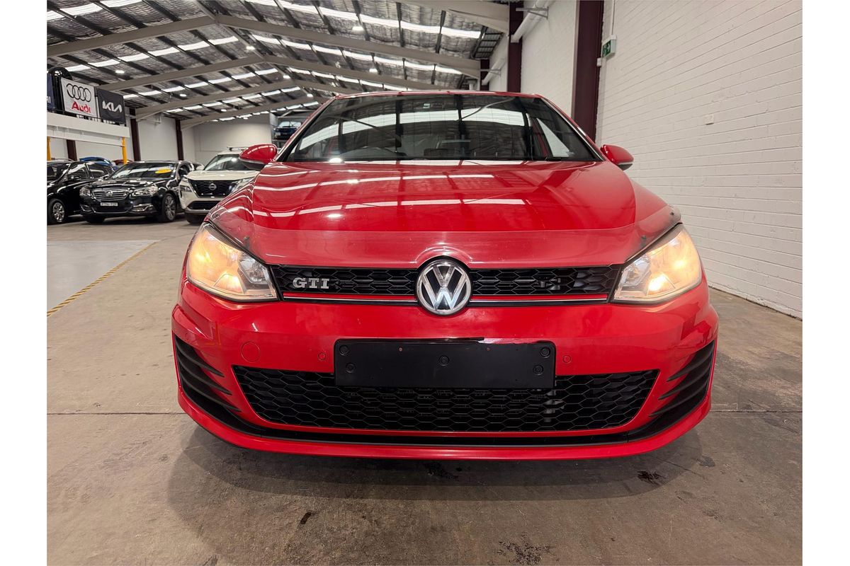 2013 Volkswagen Golf GTI 7