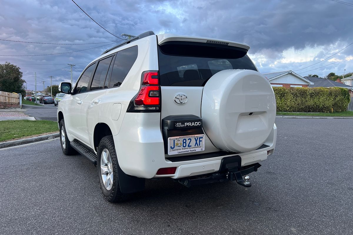 Prado GXL 2.8L T Diesel Automatic Wagon 4277430 005