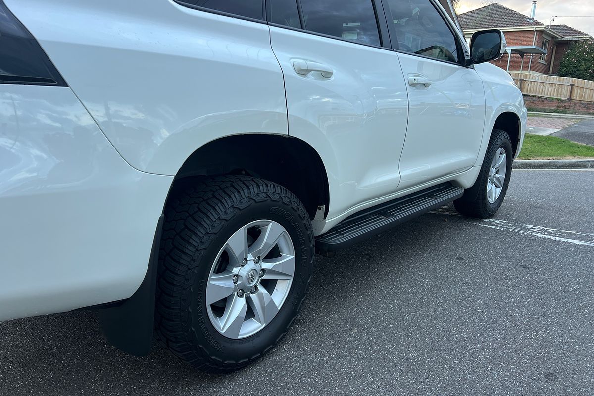 Prado GXL 2.8L T Diesel Automatic Wagon 4277430 005