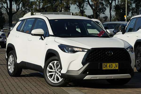 2024 Toyota Corolla Cross GX MXGH10R