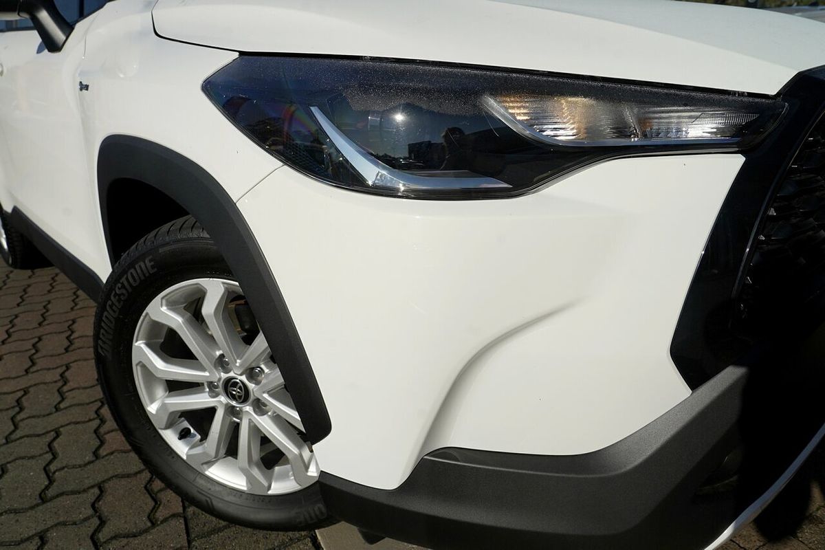2024 Toyota Corolla Cross GX MXGH10R