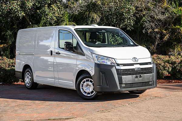 2025 Toyota Hiace GDH300R LWB