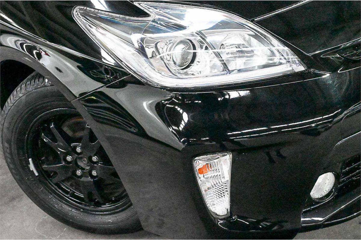 2015 Toyota Prius S ZVW30
