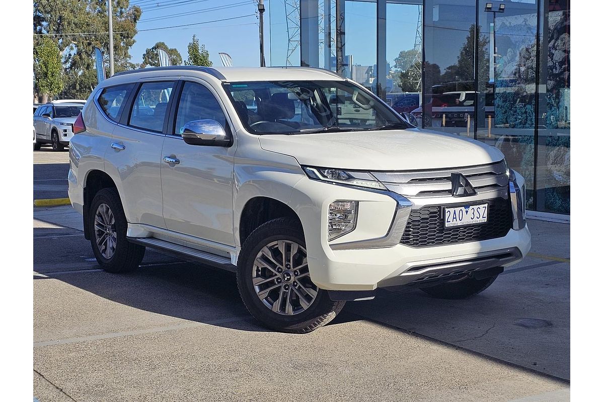 2024 Mitsubishi Pajero Sport GLX QF