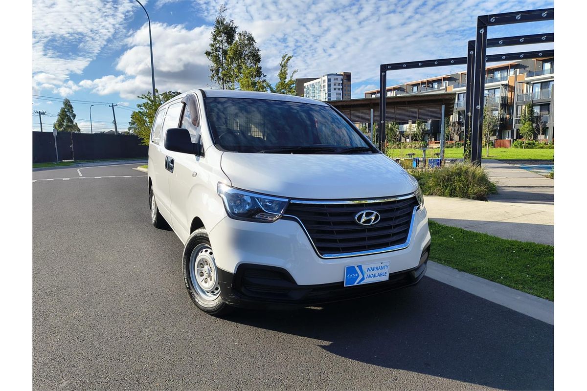 2020 Hyundai iLoad 3S TWIN SWING TQ4 MY21
