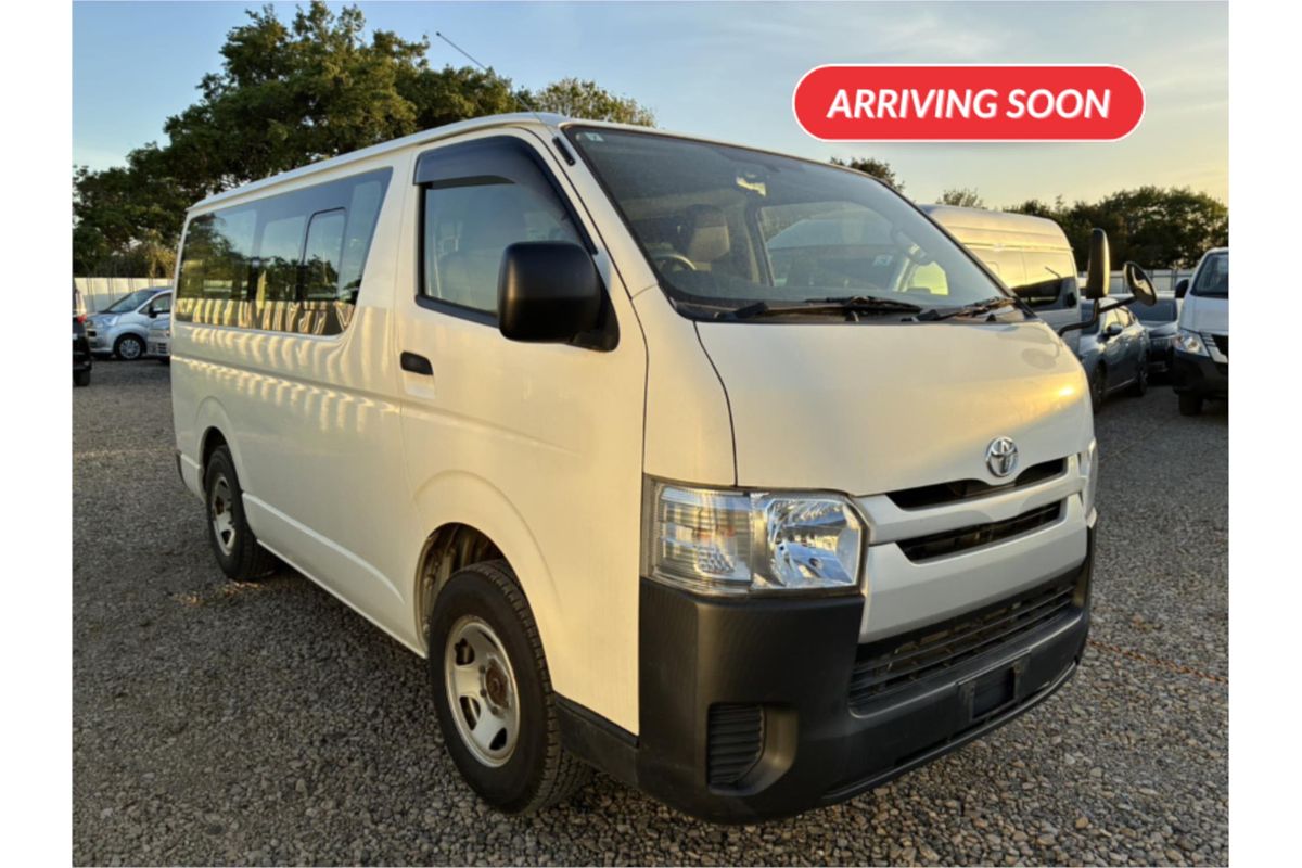 2017 Toyota Hiace Van Long DX 4WD