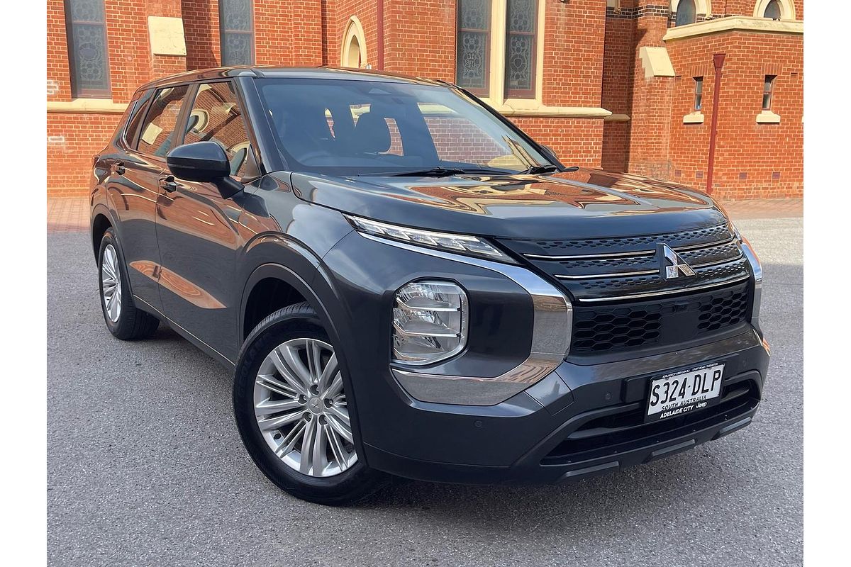 2024 Mitsubishi Outlander ES ZM