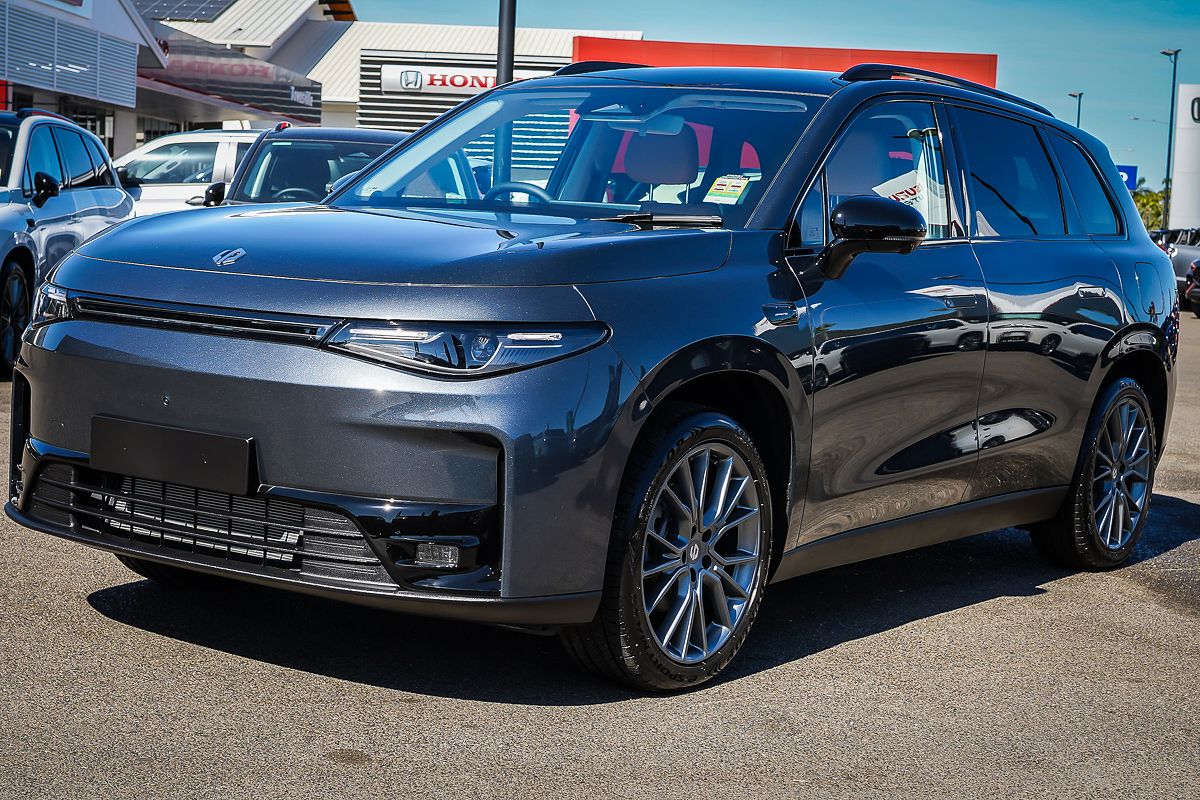 2025 Leapmotor C10 REEV Ultra Hybrid Design B11