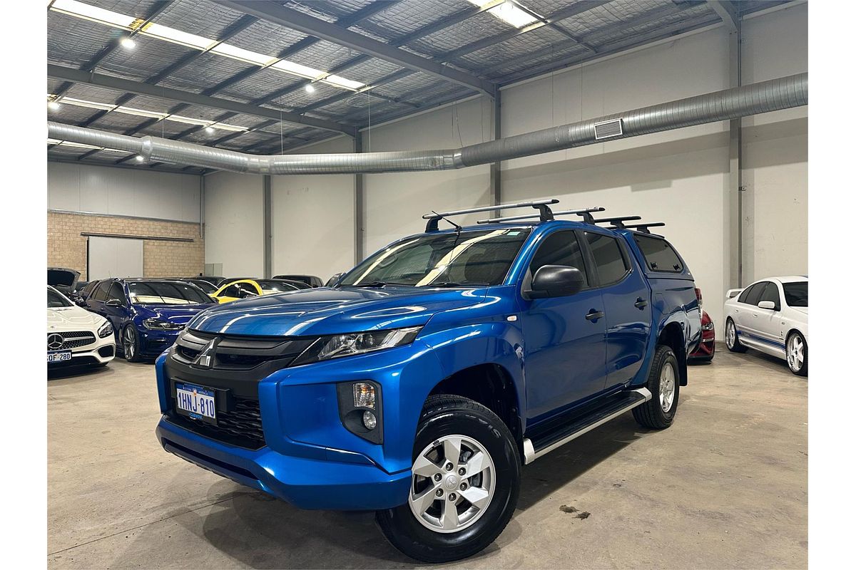2022 Mitsubishi Triton GLX MR 4X4