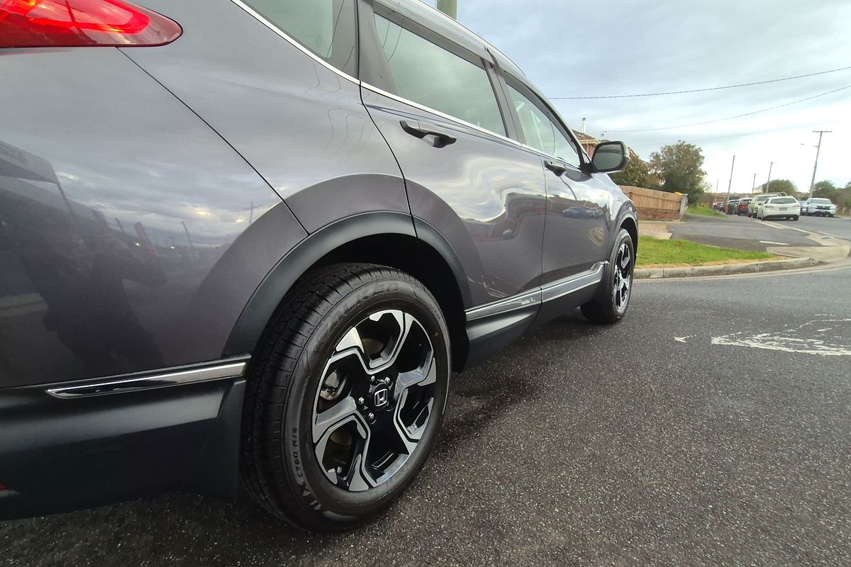 HONDA CR-V 5 Door Automatic VTI-S4 18 