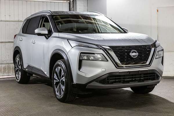 2025 Nissan X-TRAIL ST-L T33