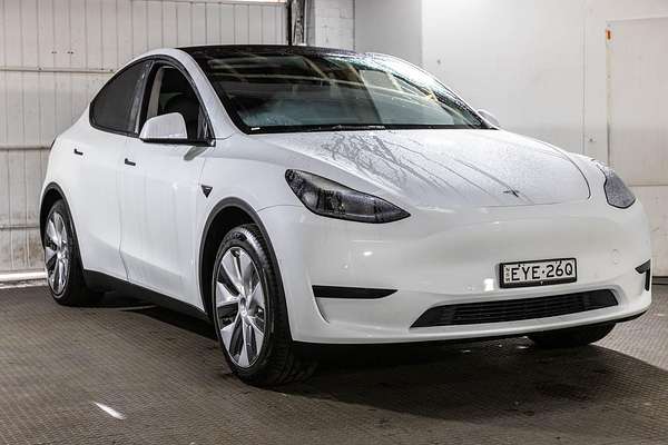 2023 Tesla Model Y Rear-Wheel Drive