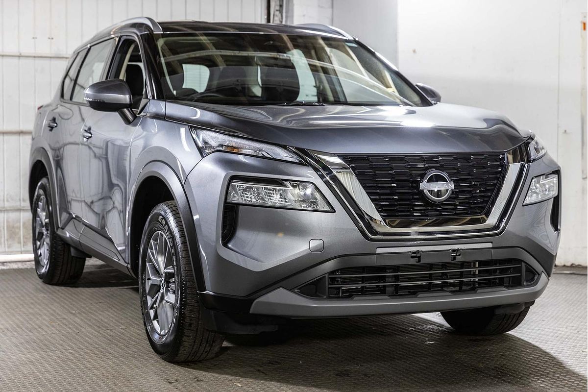 2025 Nissan X-TRAIL ST T33