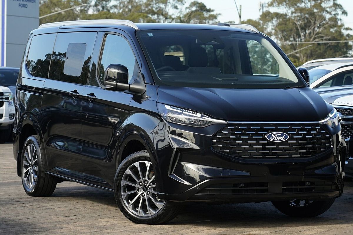2025 Ford Tourneo Titanium X AV SWB