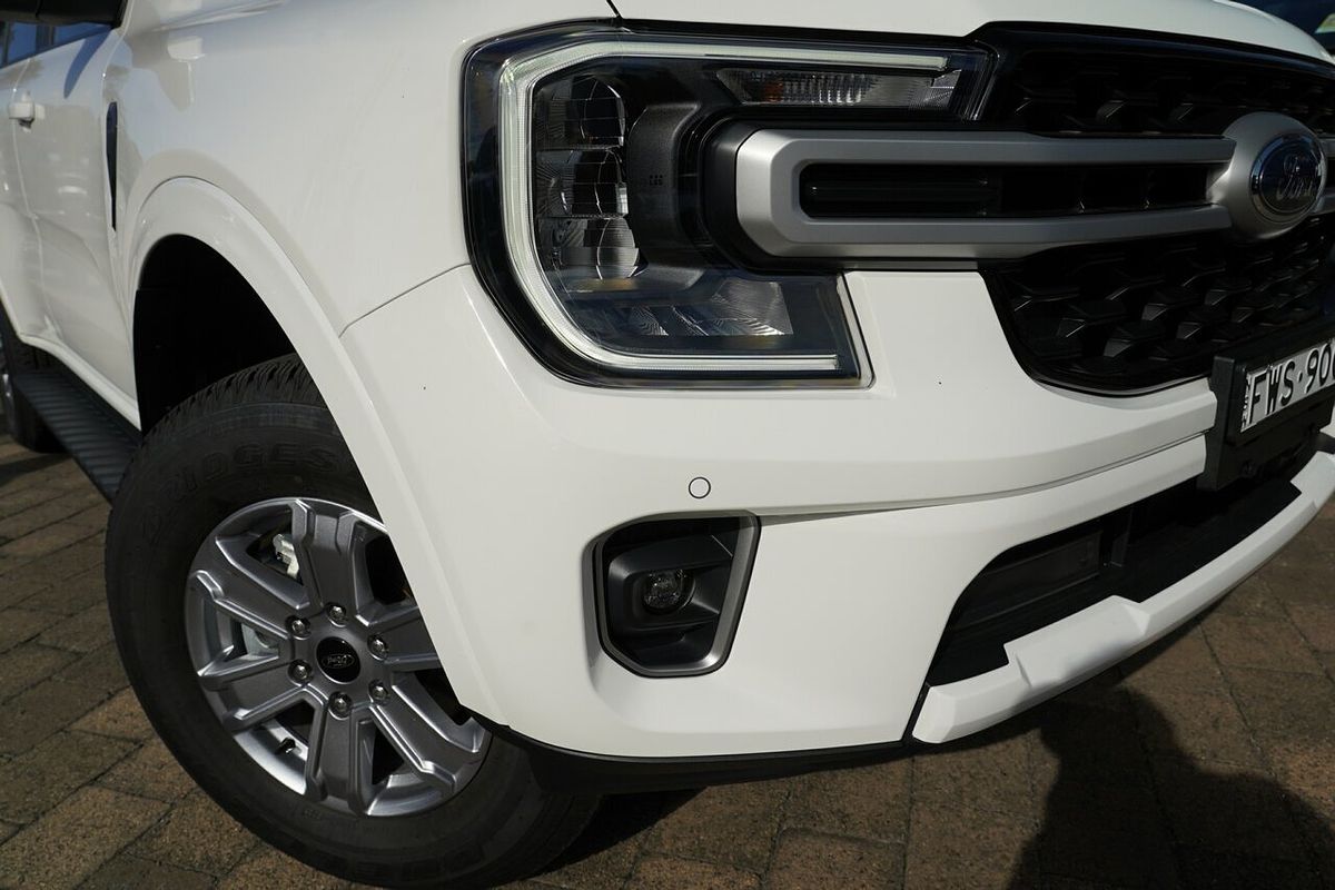 2025 Ford Everest Ambiente 2.0L