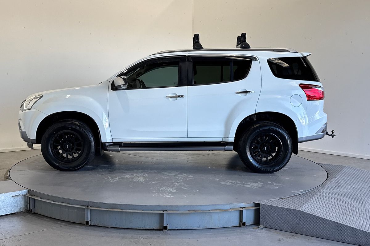 2019 Isuzu MU-X LS-T (4x2) UC MY18
