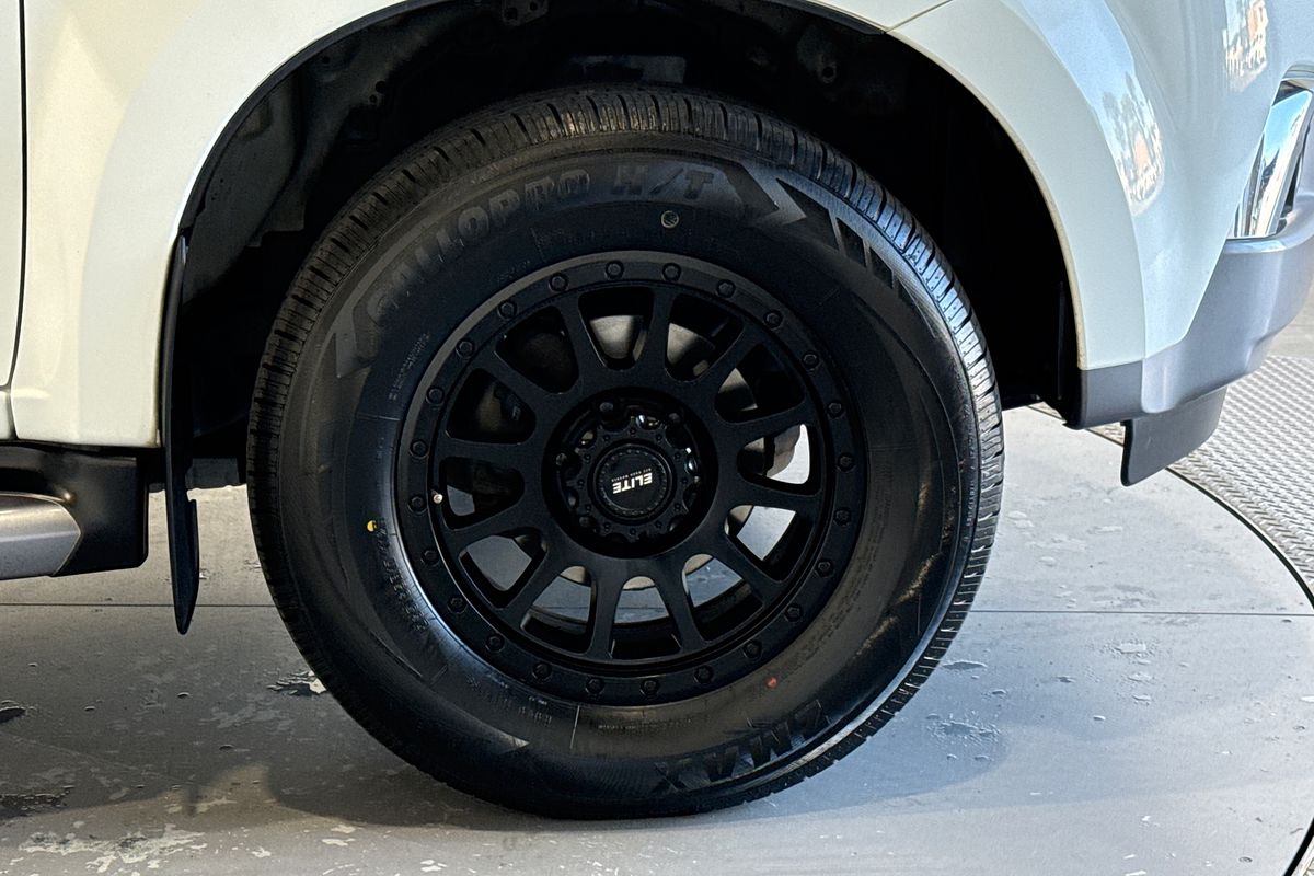 2019 Isuzu MU-X LS-T (4x2) UC MY18