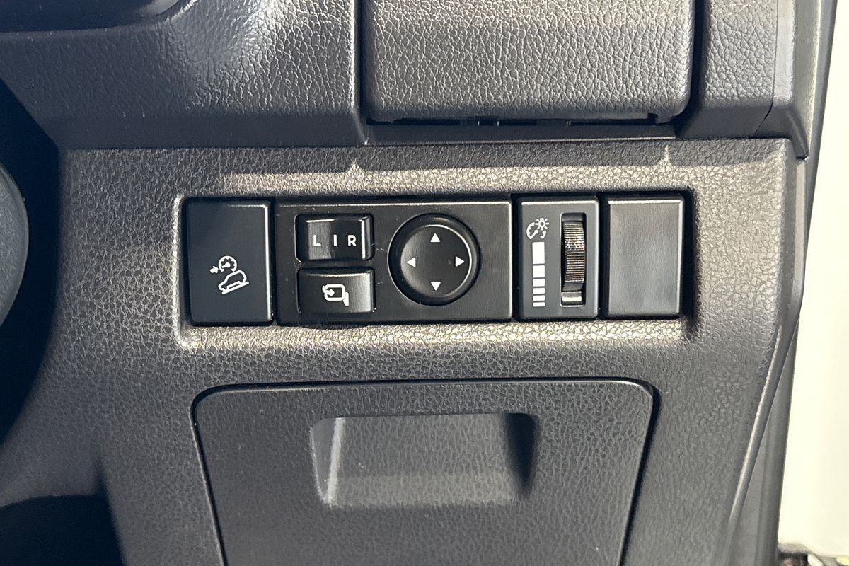 2019 Isuzu MU-X LS-T (4x2) UC MY18